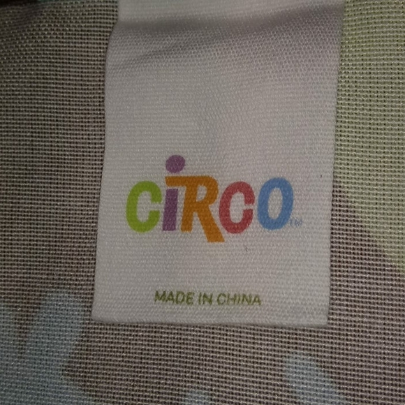 9 Circo animal print shower curtain - Picture 5 of 6